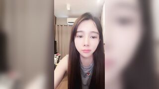 尤物推荐【美人儿】逆天女神 颜值身材吊打网红明星 美到窒息 绿播下海 全裸下厨 跳蛋自慰爽