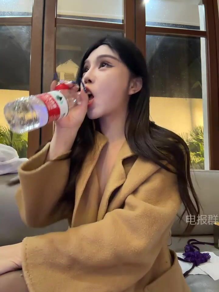 黑丝御姐【linjianvhai】极品网红脸御姐、长腿黑丝高跟职业装、自慰诱惑0