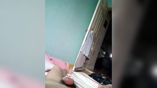 恩爱小情侣出租房爱爱 最喜欢69姿势相互舔舐.