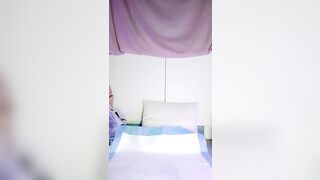 新秀 绝美荡女【暖暖】巨屌自慰喷水 咕嘟咕嘟冒白浆 白皙美乳 大屁股又大又翘