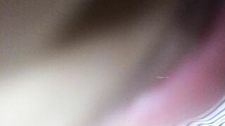 《台湾情侣泄密》大三学妹和男友啪啪被有心人恶意曝光0