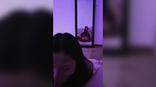 【无水印原档泄密】大一新生跟异地男友周末开房露脸性爱，沉浸式欣赏骚女吃鸡服务，最后还被无套内射了2