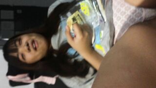 《台湾情侣泄密》大三学妹和男友啪啪被有心人恶意曝光02