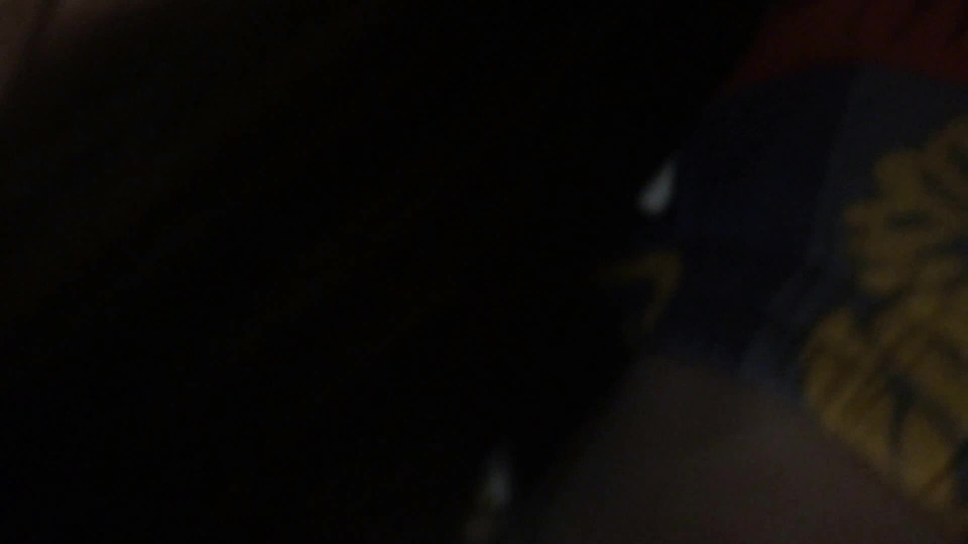 《台湾情侣泄密》大三学妹和男友啪啪被有心人恶意曝光4