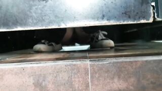 大神潜入商场女厕全景偷拍几位漂亮小姐姐❤️人美BB也嫩2