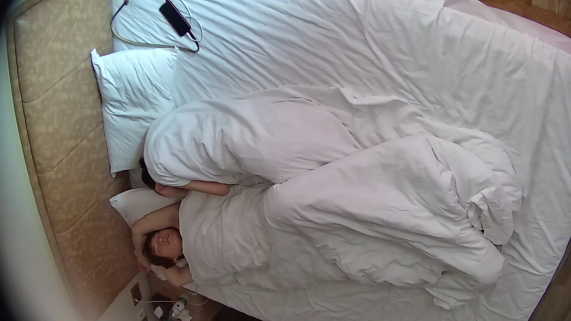 4-3情趣酒店 顶级高颜值小情侣 丸子头女友 12小时开房实录 无水1