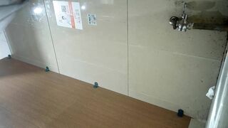 2025年极品厕拍KTV酒吧全景偷拍各种黑丝JK小姐姐01