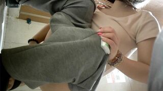 2025年极品厕拍KTV酒吧全景偷拍各种黑丝JK小姐姐的嫩逼