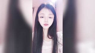 又嫩又极品的小仙女~【小奈美美】道具猛插，自慰合集1