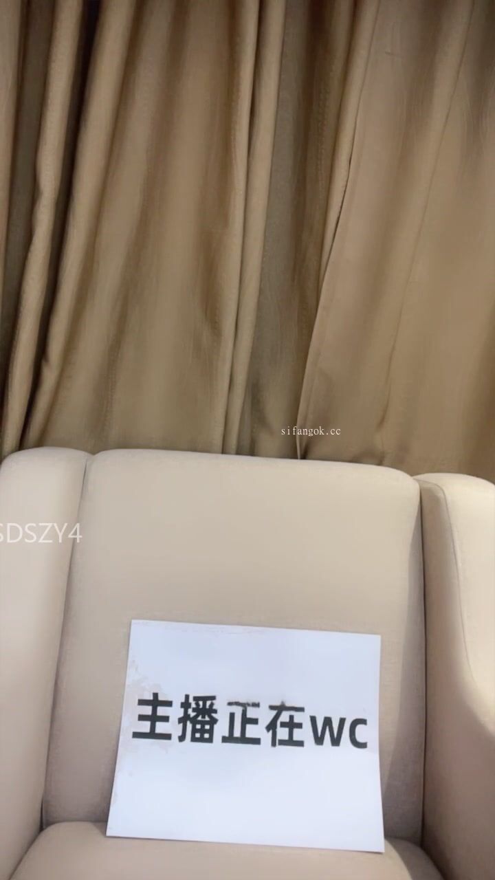 学妹小女神【橙橙呀】身材好好 脱光光揉逼掰穴完美展现