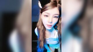 贫乳姐姐超甜！【甜甜的味】合集，大尺度骚逼自慰很诱人13