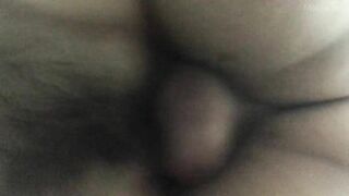 《百度云泄密》美女同事和男上司之间的偷情视频被老公发现而曝光1