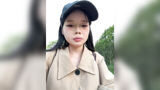 stripchat【Pippin-19】户外小萝莉 长相甜美 好身材大长腿极品翘臀 树林 公厕 全裸道具 刺激8
