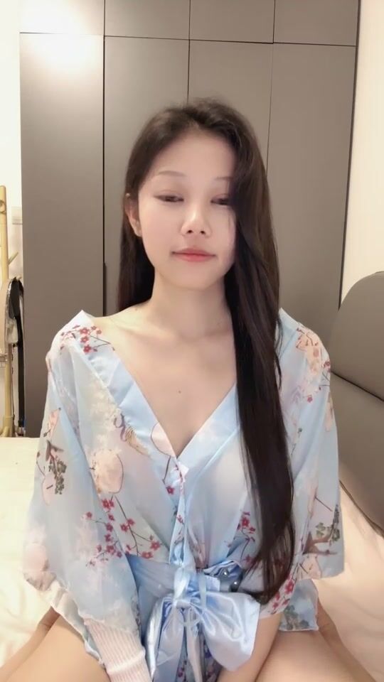 女神尺度突破 终于露脸自慰了【娇娇娇萌】完美身材明星颜值 美乳嫩穴 大长腿 道具自慰 爽1