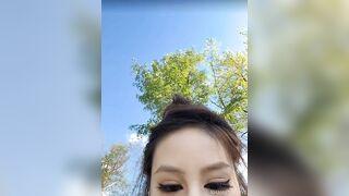 骚逼御姐【BBA】开着捷途旅行者玩户外露出，绿茶脸，奶子圆，卖逼赚钱换奔驰大G5