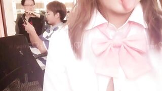 极品白虎嫩穴网红美少女▌小鹿酱▌教室露出周围全是同学 老师在上课学生在下面戴肛塞尾巴阳具自慰 无比香艳惊险刺激