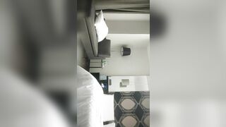 2021.12.27，【用利抽插】，中场换套，激战继续，极品美乳，外围女神，被干得一脸痛苦求饶，赚利哥的钱真是辛苦啊