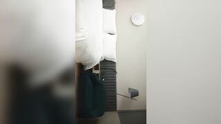 2022-1-21《开发探索》168CM超甜酒窝美妞，顶级美臀身材很棒，妹子很听话骑脸舔逼，美女翘起屁股后入爆操