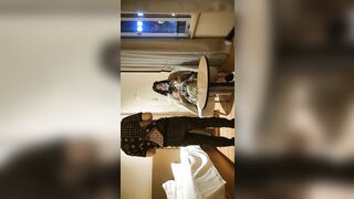 2022-4-19【乔先生寻花高端茶】新晋老哥约操御姐，洗完澡直接开操，骑乘打桩机，搞得爽了浪叫不断